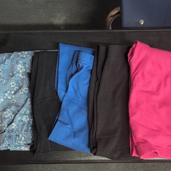 Size 7 Bundle All Included - Picture 5 of 8